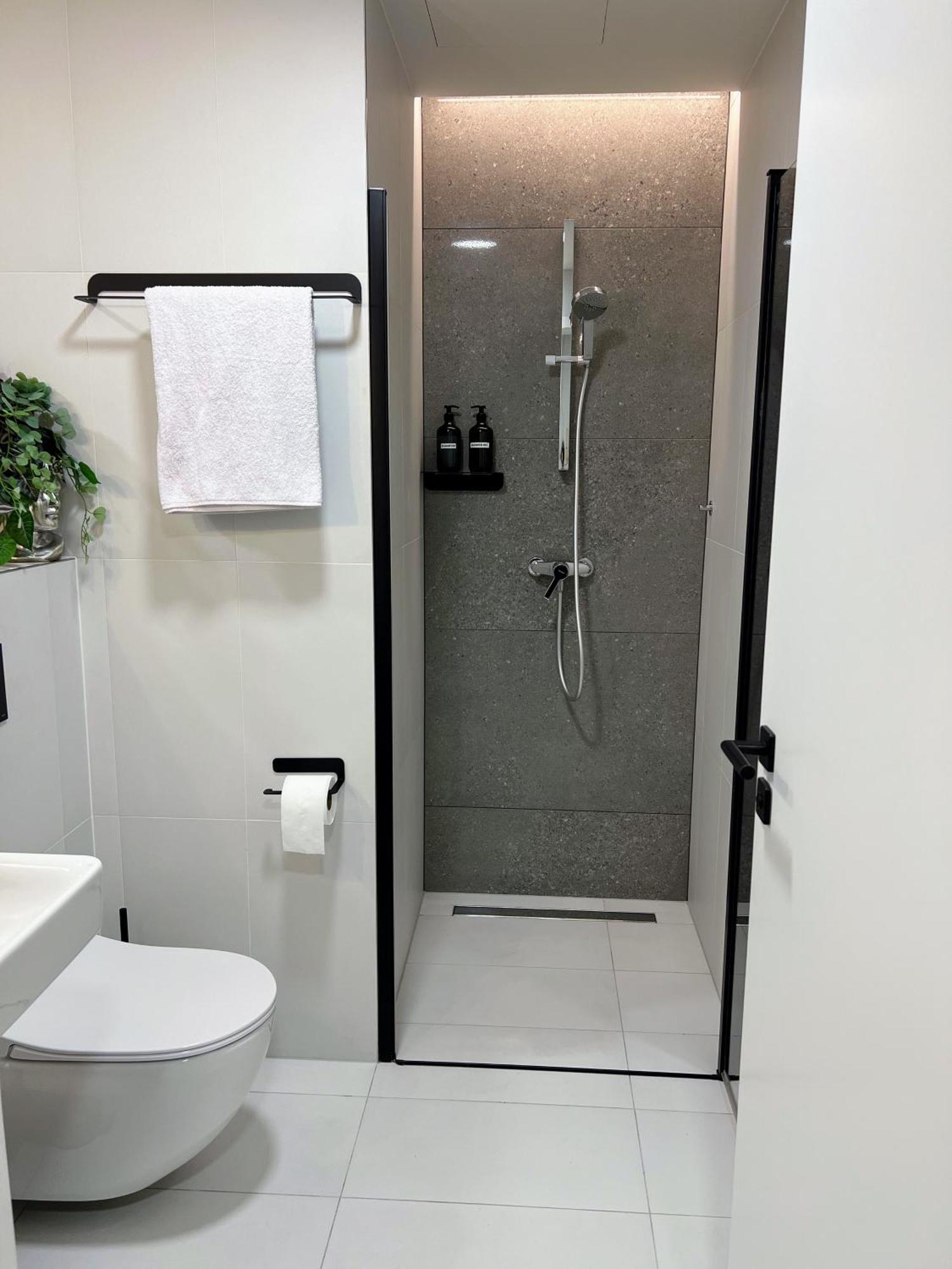 פראג Jasminn Apartments מראה חיצוני תמונה