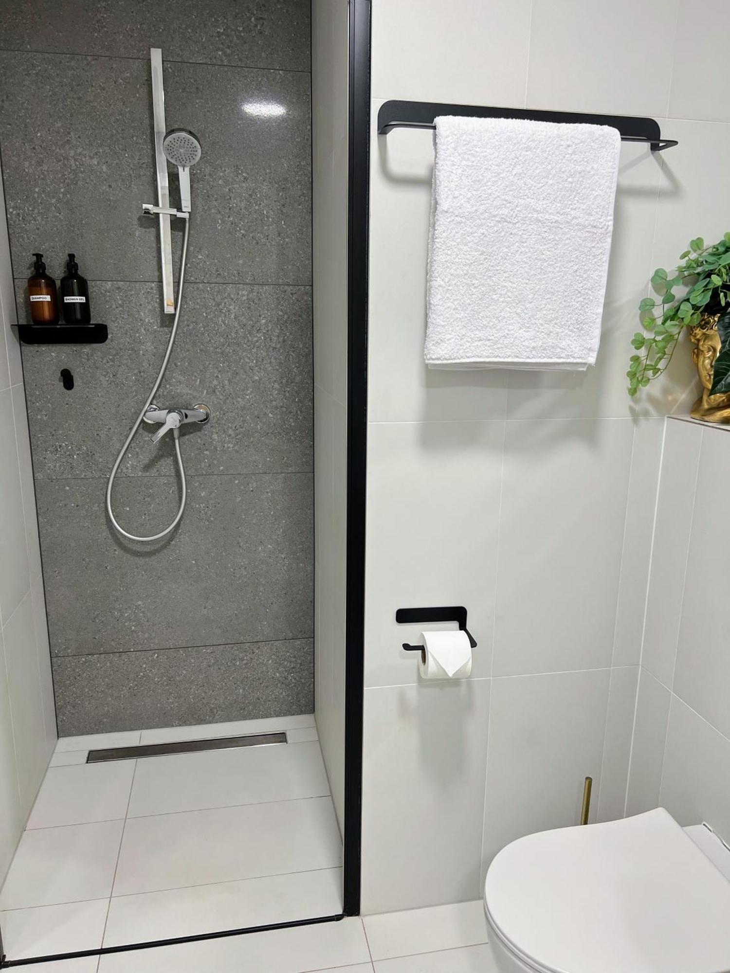 פראג Jasminn Apartments מראה חיצוני תמונה